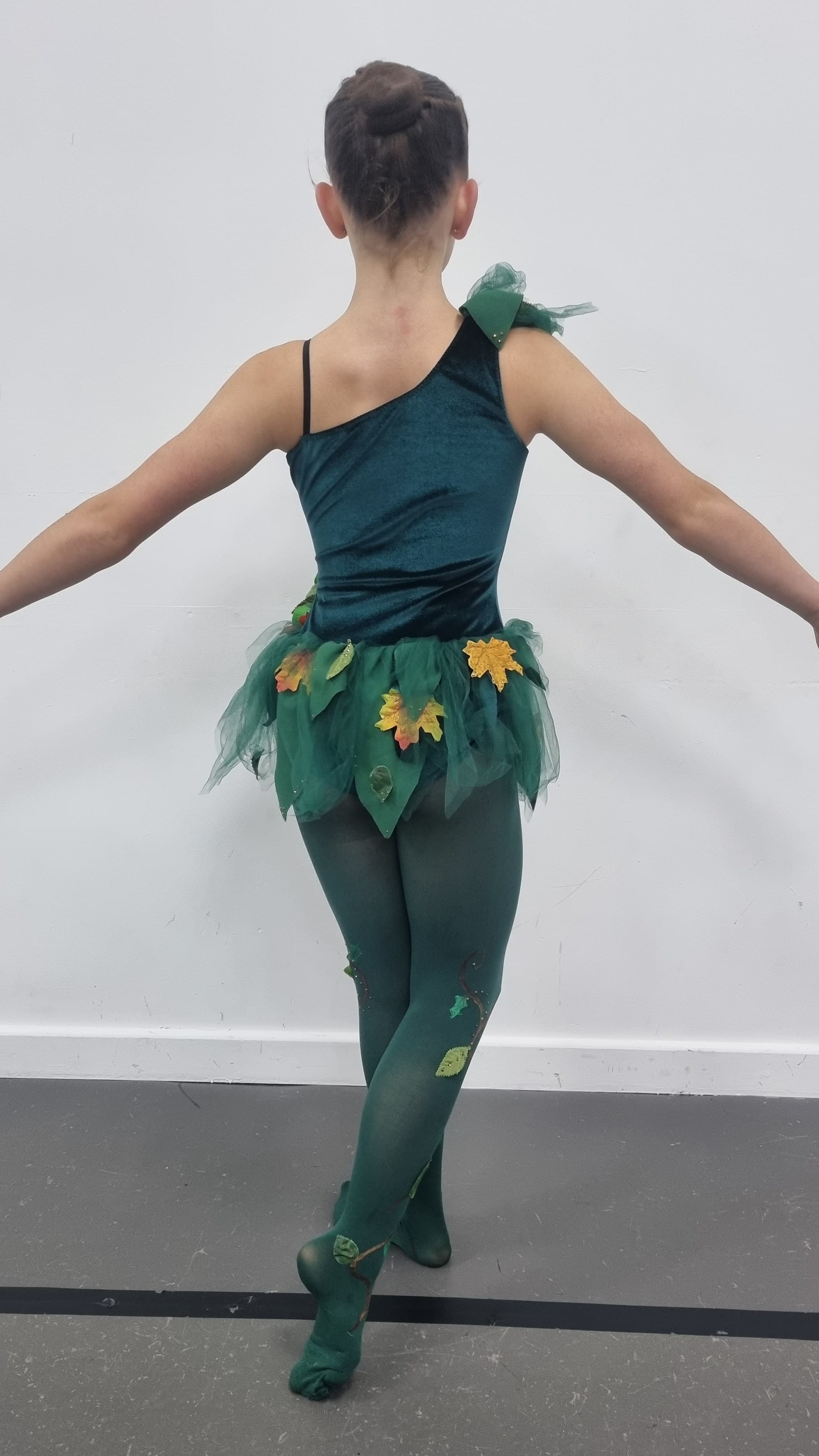 Midsummer Nights Dream Puk Green Tutu thumbnail 3
